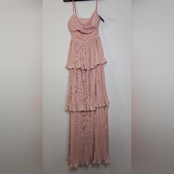 Lulus Pink Tiered Pleated Maxi Dress XS NWT Prom Wedding Formal Coquette - Picture 3 of 9